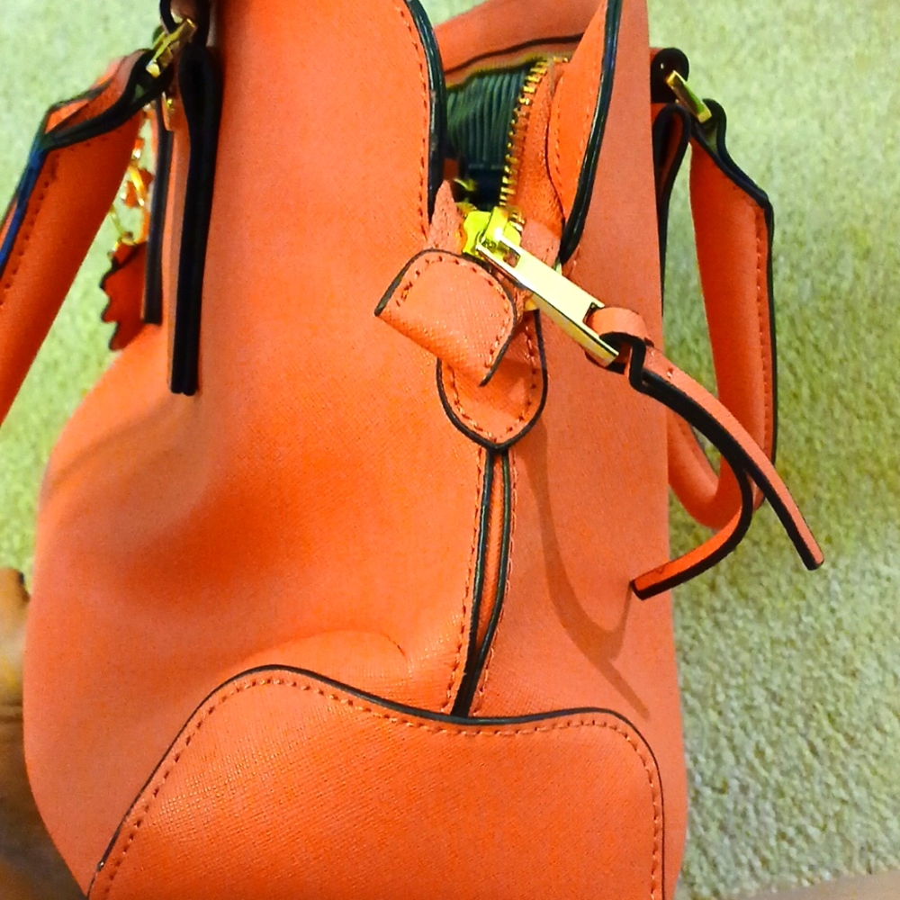 Orange Handbag with Seahorse Charm - Picture 7 of 8